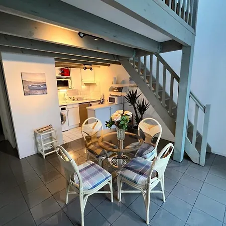 Apartment T3 On The Port With Rooftop And Parking *