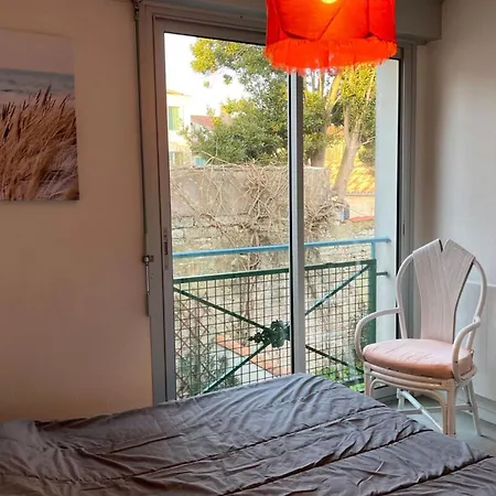 Apartment T3 On The Port With Rooftop And Parking Saint-Martin-de-Re